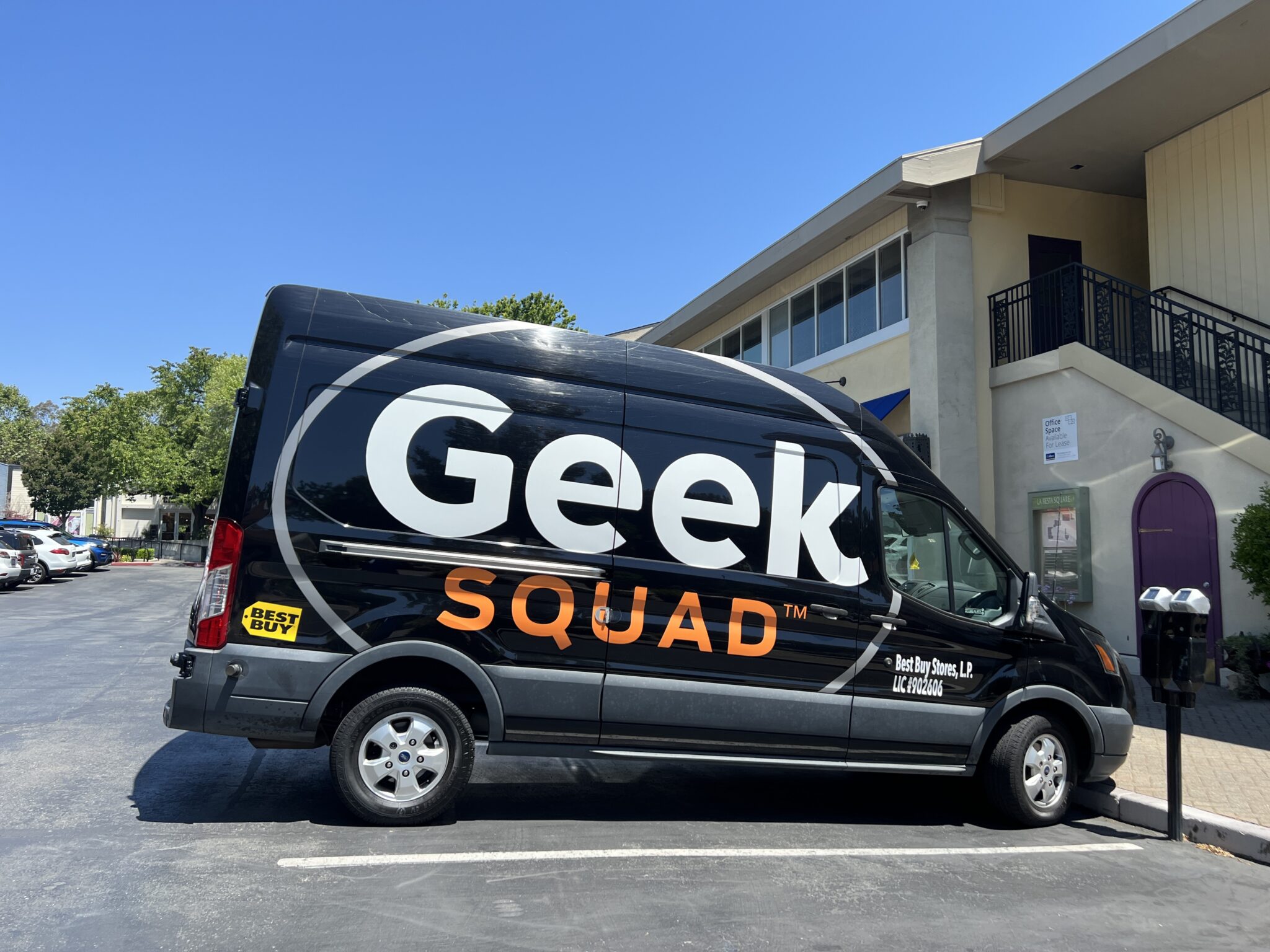 The scammers pretended to be from the chain's tech department, Geek Squad