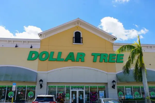 Dollar Tree CEO Steps Down, Citing Health Issues